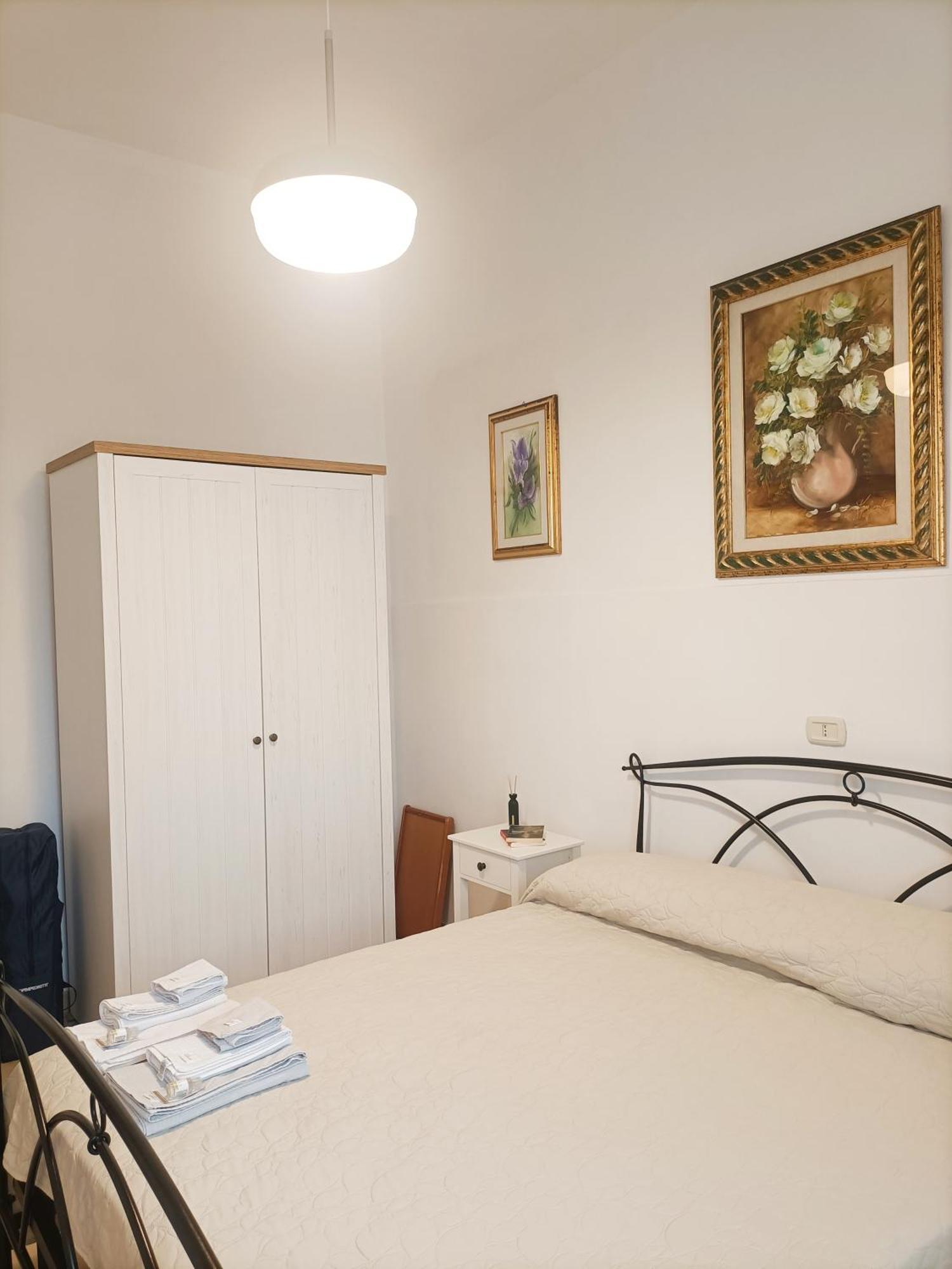 Bright Port View Apartment- Free Parking كالياري المظهر الخارجي الصورة