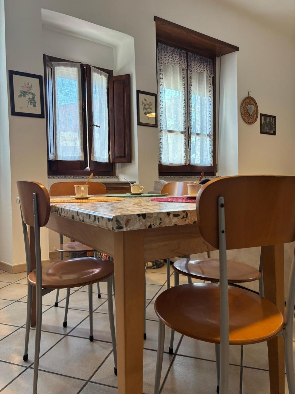 Bright Port View Apartment- Free Parking كالياري المظهر الخارجي الصورة